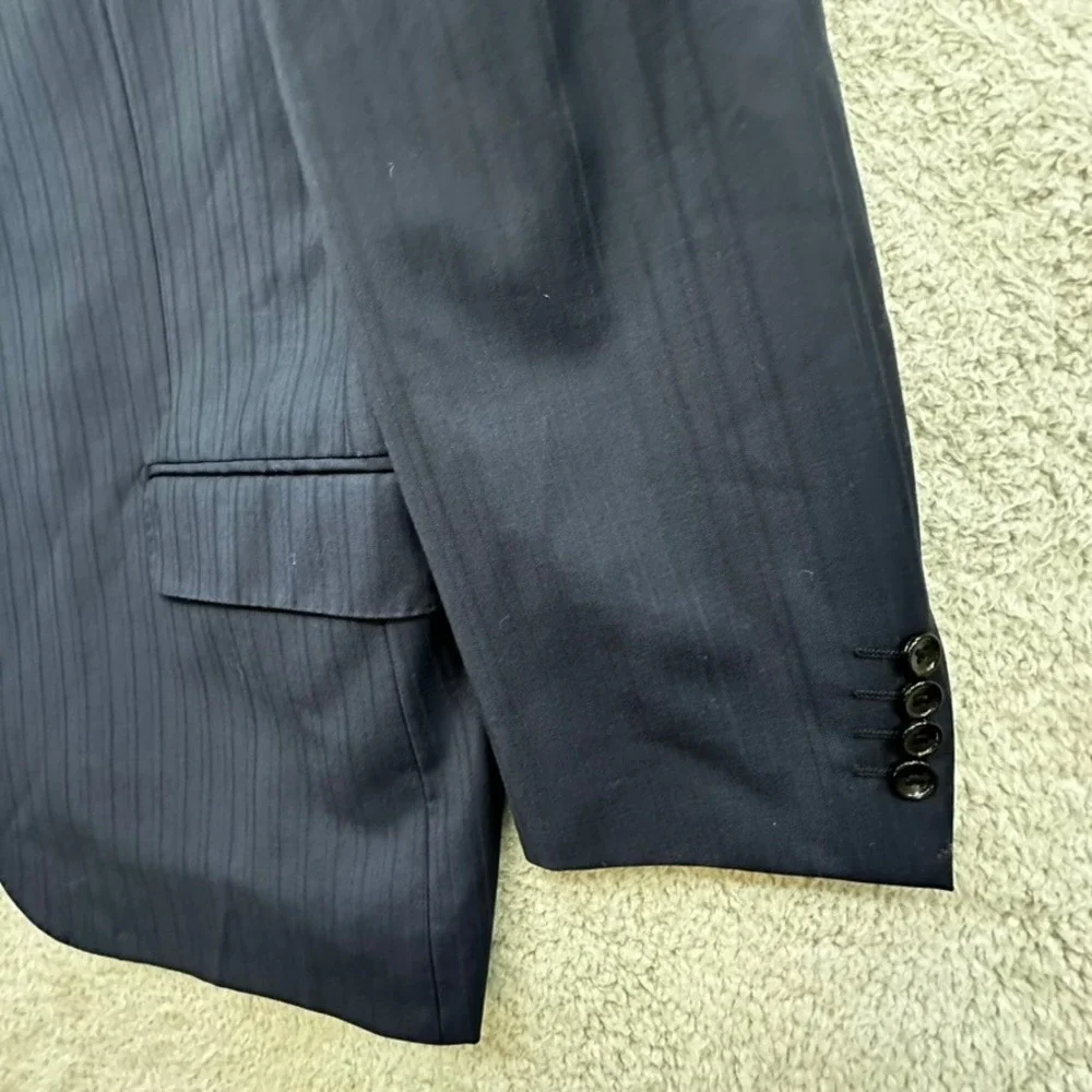 Baroni Super 150's Men's 46R 100% Wool Navy Blue Pinstripe Two Button Blazer